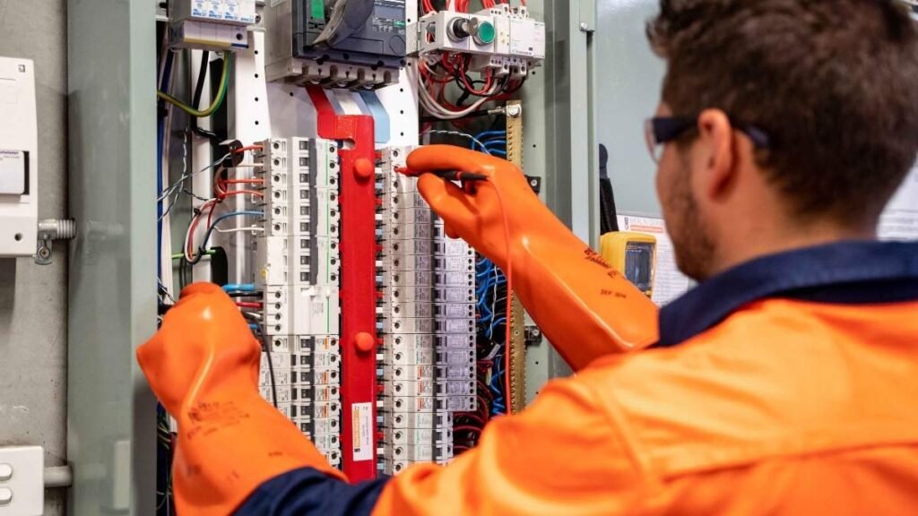 Plötzlich kein Strom mehr auf Leitung? Ihr Notdienst Elektriker in Hamburg löst jedes Stromproblem sofort! ursachen, warum plötzlich kein strom mehr auf leitung auftreten kann