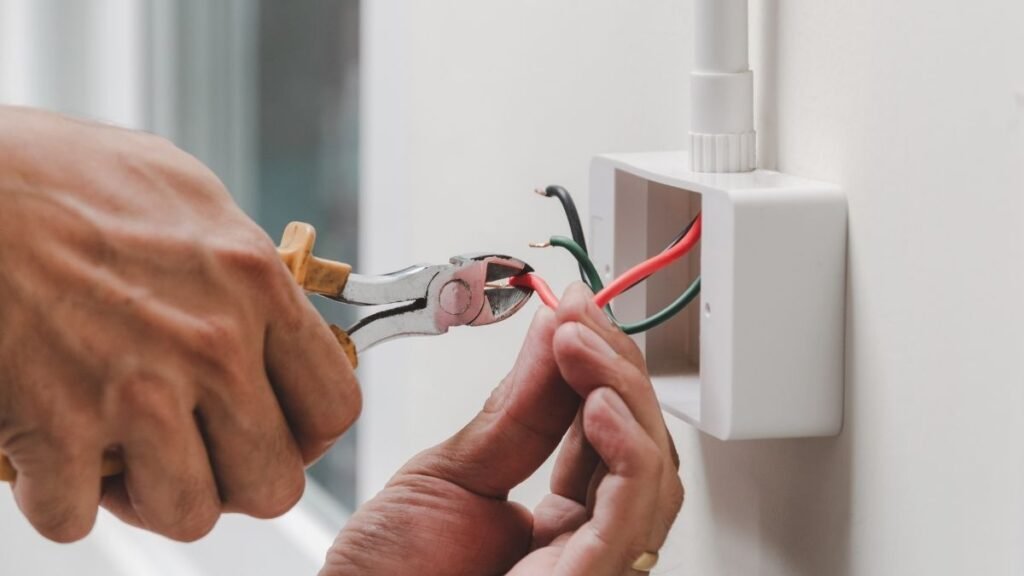 warum eine moderne elektroinstallation im altbau so wichtig ist