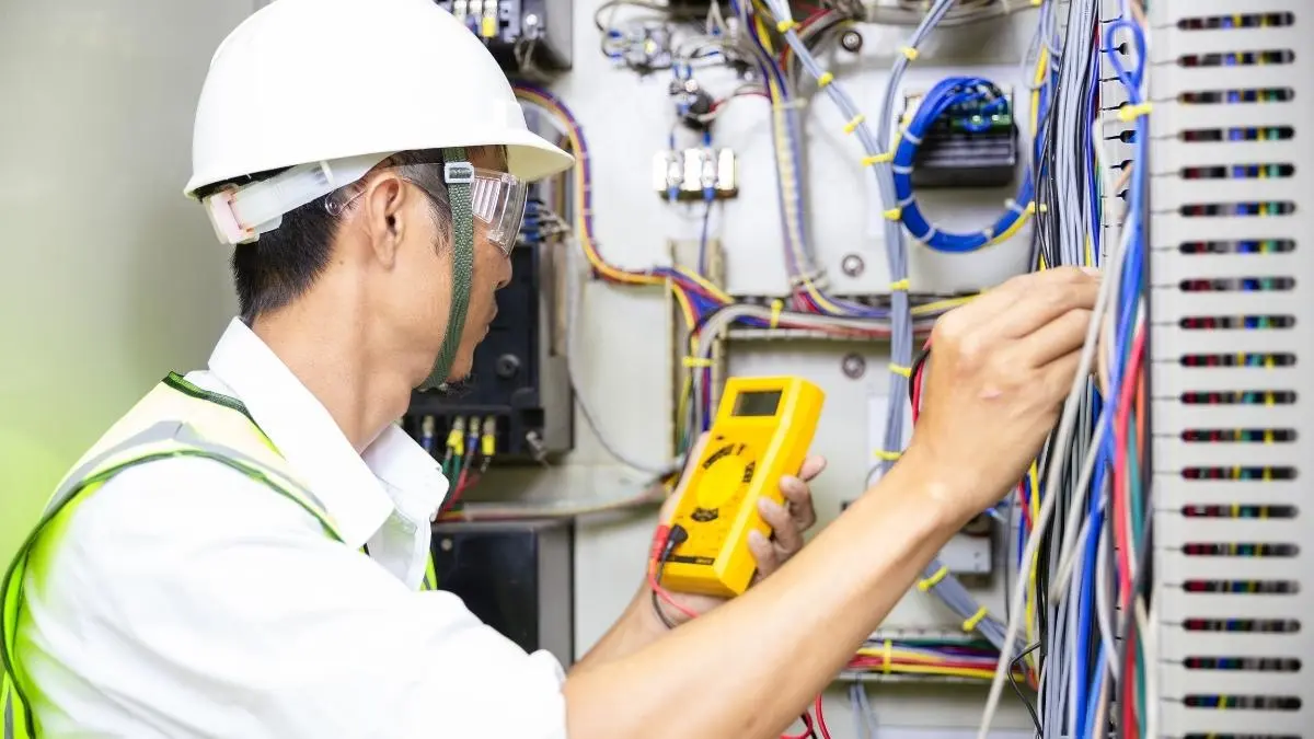 Elektriker hamburg bahrenfeld